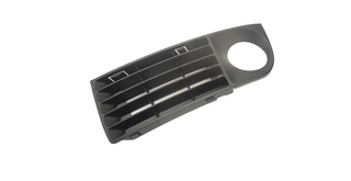 Audi A8 D2 FL 1998–2002 Fog Light Grille – Front Lower Left or Right (4D0853635A / 4D0853636A)
